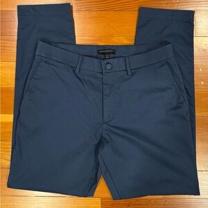 Banana Republic Men's Blue Slim Fit Chino Pants
32x30